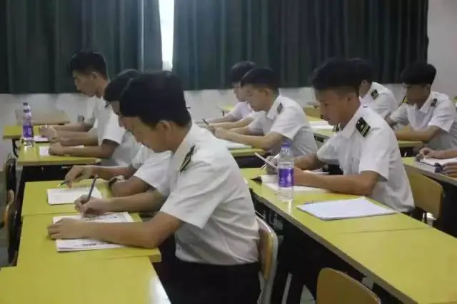 如何在篮球训练中有效应对压力?_1